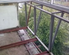 Остекление балкона с выносом в Киеве