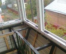 Установка вікон на балкон з виносом в Києві
